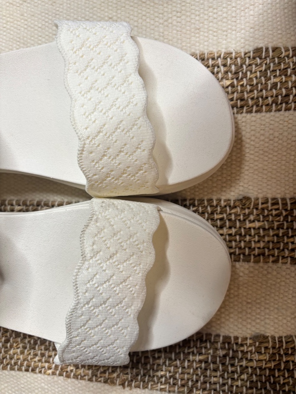 Sketchers Slip-ins Sandals - white - 9W - Picture 2 of 6
